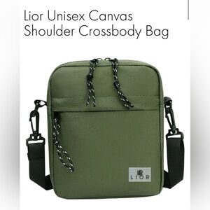 8” x8” Travel Pouch Crossbody Bag Green Lightweight Organizer Case Unisex New